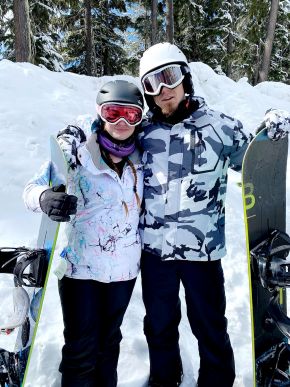 Andrew and his wife Taylor in the snow